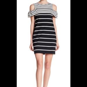 Vince Camuto cold shoulder stripped dress size 8
